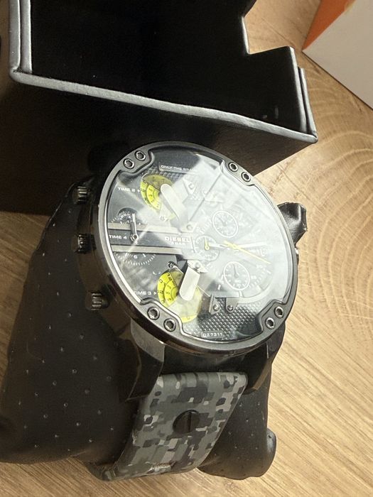 Мъжки часовник Diesel Mr Daddy 2.0 DZ7311