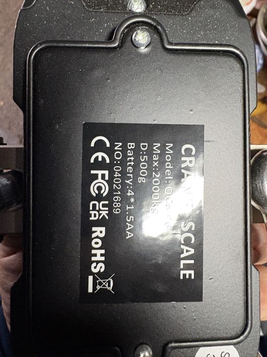 Cantar electronic pentru macara 2000 kg cu telecomanda