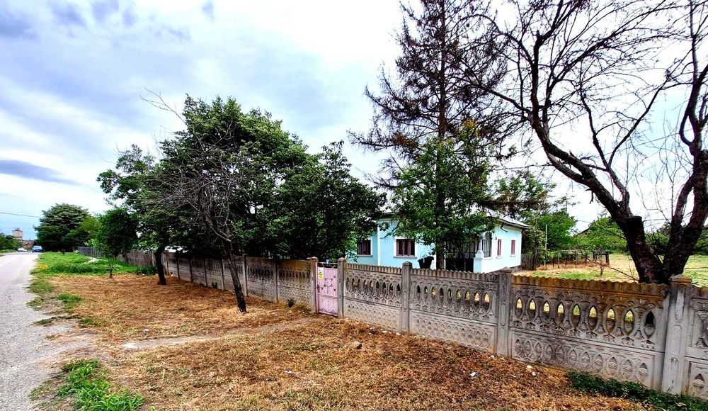 Vand casa si teren in orasul Piatra-Olt, Olt