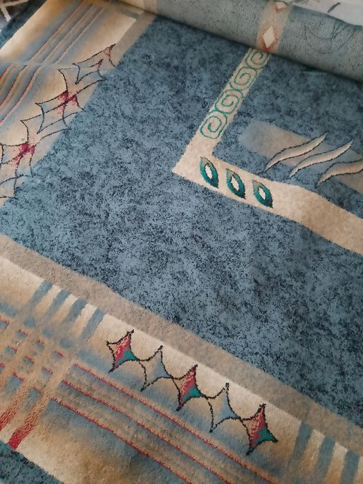 Продаю ковер б/у