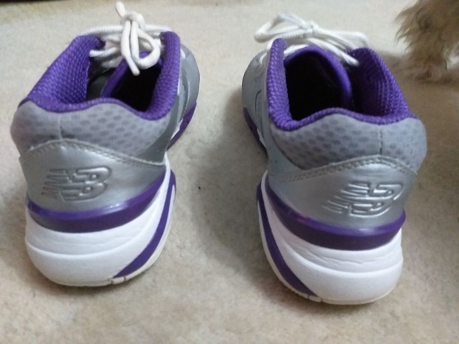 Adidasi NB mas 40