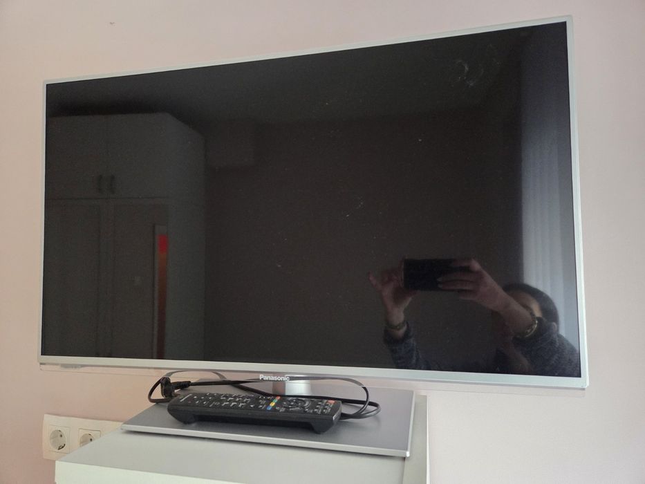 Panasonic телевизор