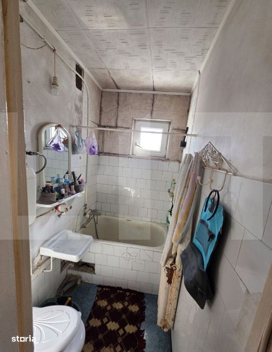 Apartament cu 2 camere,intr-un bloc izolat recent,zona Ciucului