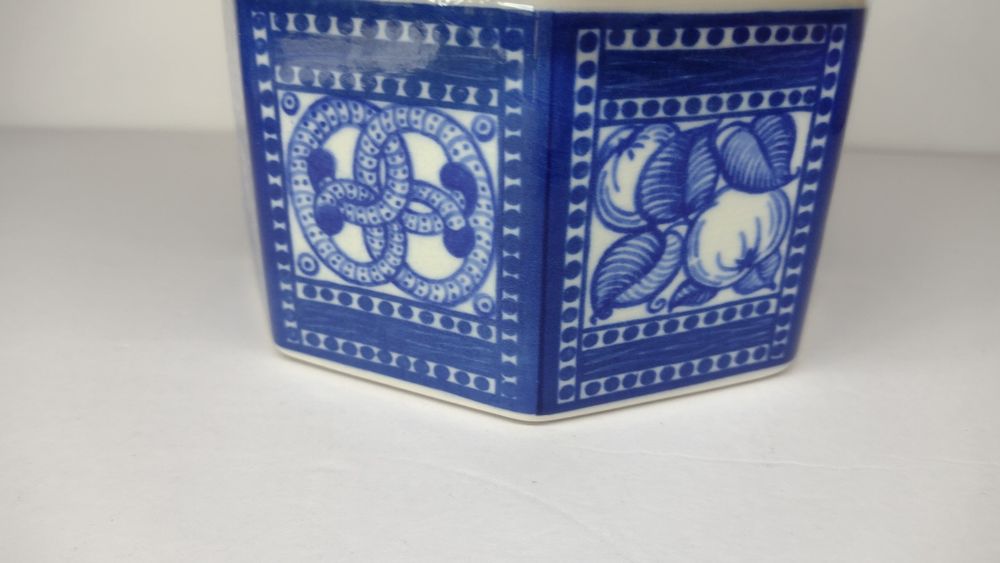 Винтидж керамична кутия за бисквитки 1914-1920