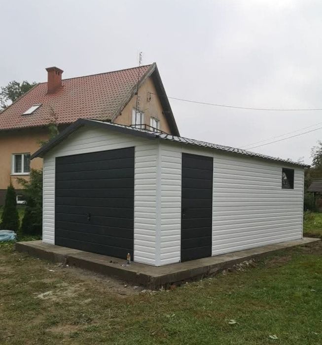 Vând garaje modulare din structura metalica