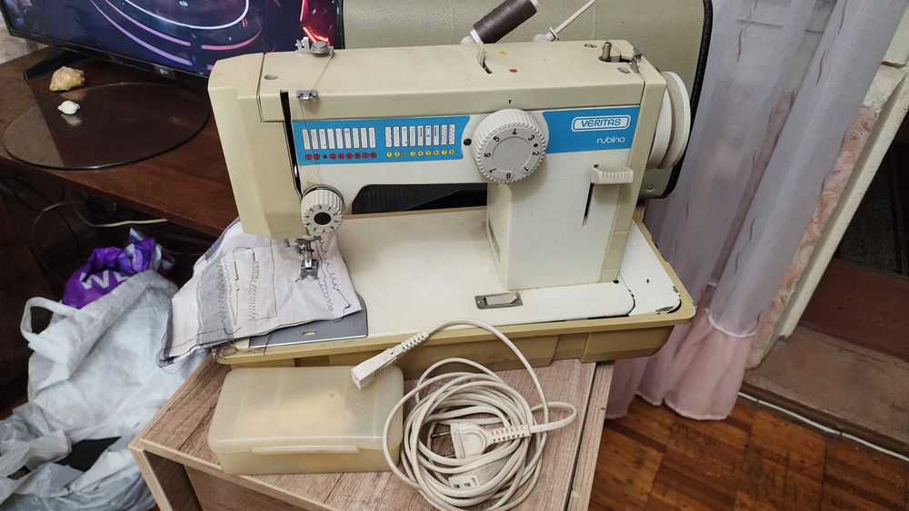 Рабочая машика швейнная