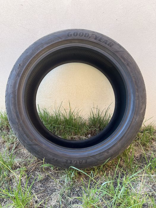 Anvelope  255/40R18