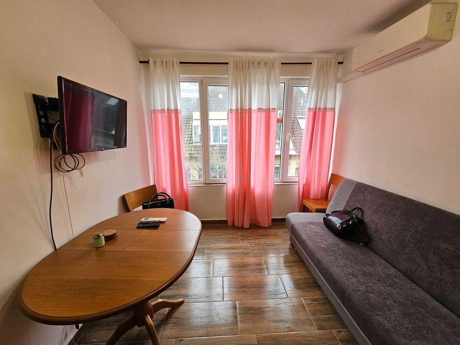 Едностаен апартамент -в гр. Варна , до ЛИДЛ - ОКРБ, лк Тракия