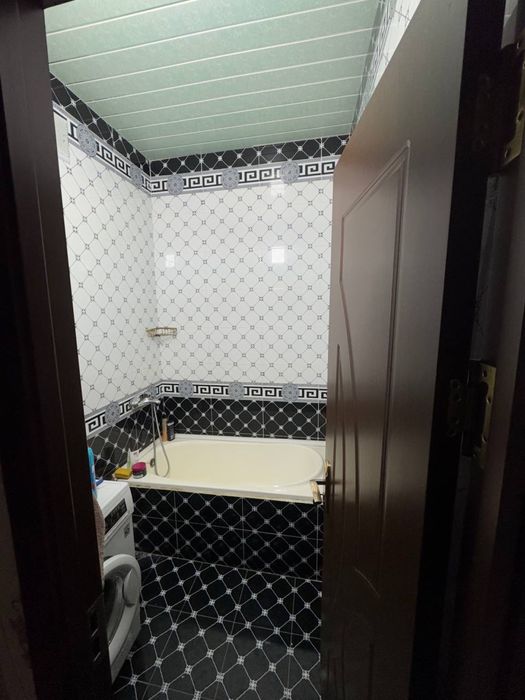 Срочно Продается 2-х комн. 2/4/4. (Чиланзар-12квартал)