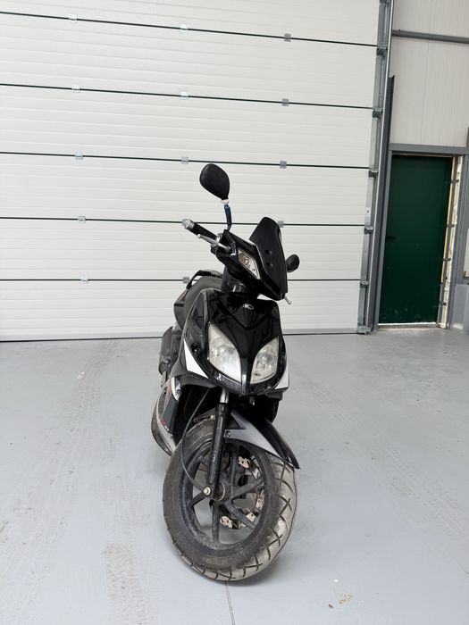 Vând Scuter KYMCO