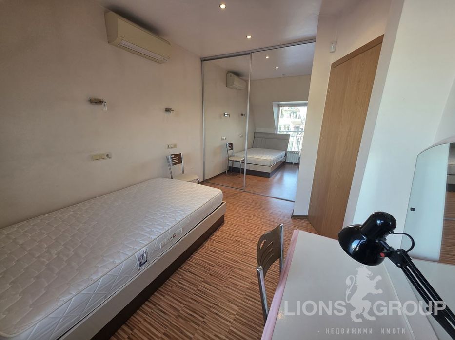 Продава се Многостаен апартамент в Варна, Колхозен пазар - 180 кв.м за 907 €/кв.м - Снимка #5