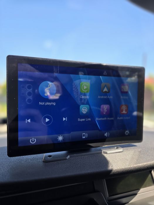 Navigatie GPS maps , android car play si apple play ! Bluetooth. Noua