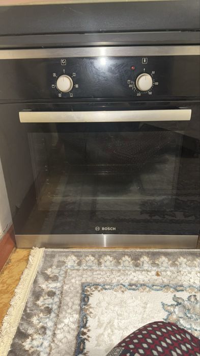 Духовка BOSCH  новая