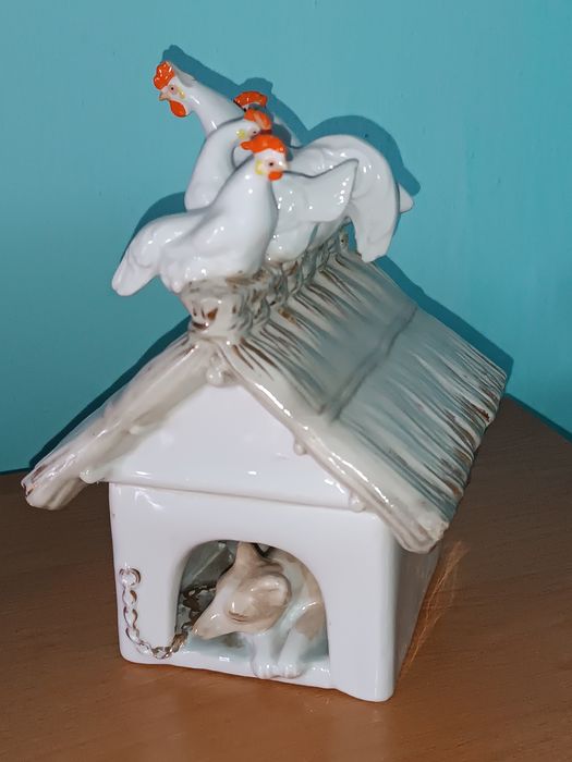 Фарфоровая статуэтка Дулево