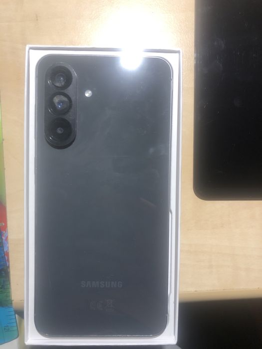 Vând Samsung Galaxy A56 5G