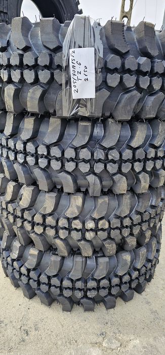 205 70 R 15 off road Tz.Gomme Tasad • OLX.ro