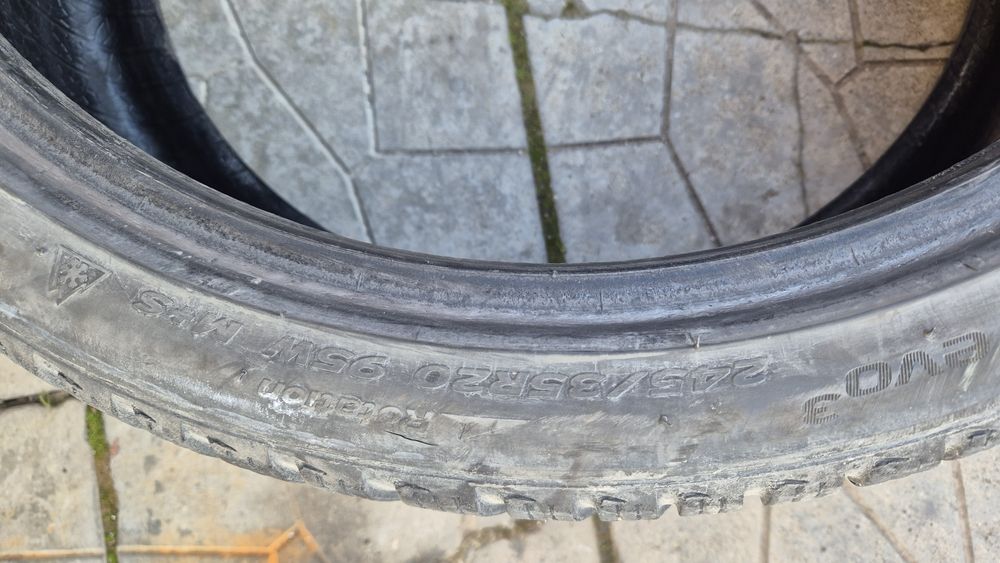 245 35 20 2бр ханкоок без лепенки дот 23