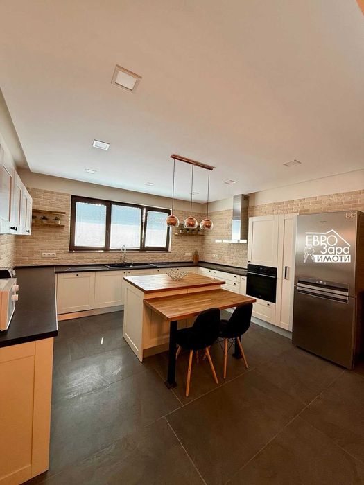 Продава се Къща в Стара Загора, Студентско градче - 220 кв.м за 2250 €/кв.м - Снимка #5