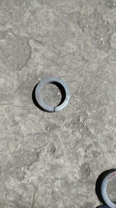 Кузнец хизматлари  (Кузнечные услуги)