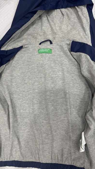 Продам ветроку Benetton