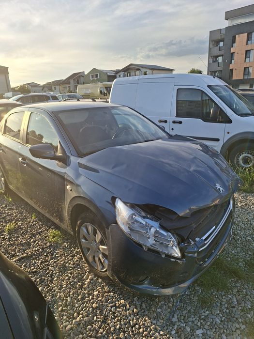 Peugeot 301 avariat