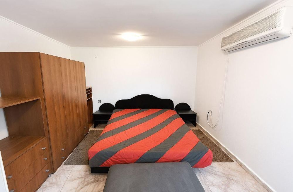 Дава се под наем Къща в Варна, м-т Св. Никола - 200 кв.м за 1270 € - Снимка #3