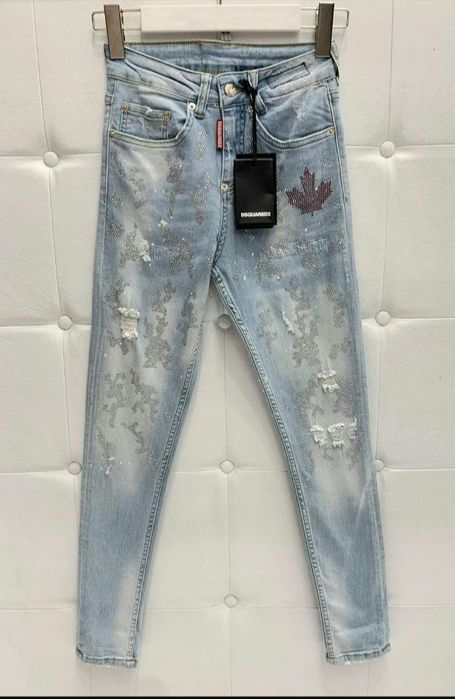 Blugi barbati diferite modele