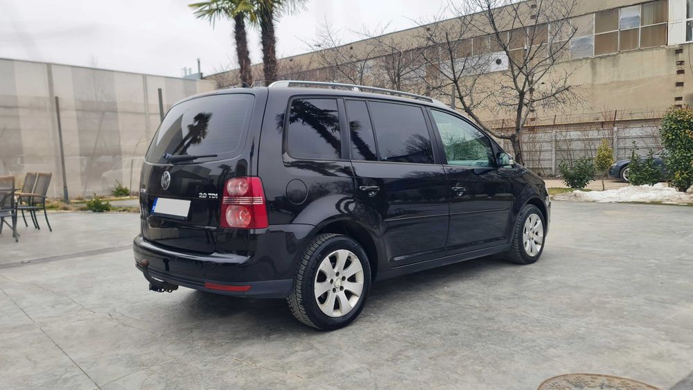 VOLKSWAGEN Touran 2009 — imagine 4