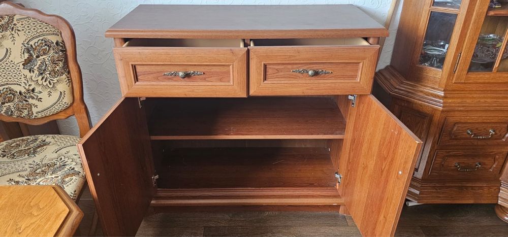 Продам тумба и комод