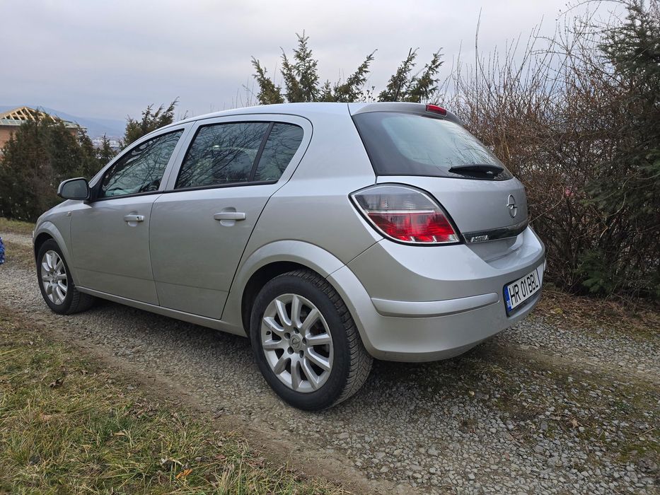 Opel Astra H prima înregistrare în românia, al doilea proprietar