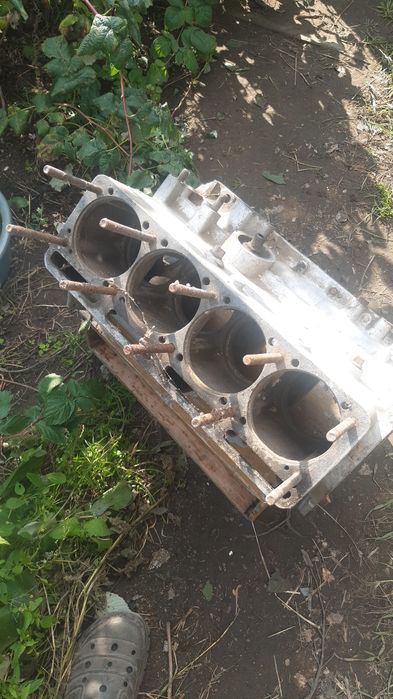 Блок двигателя газ.