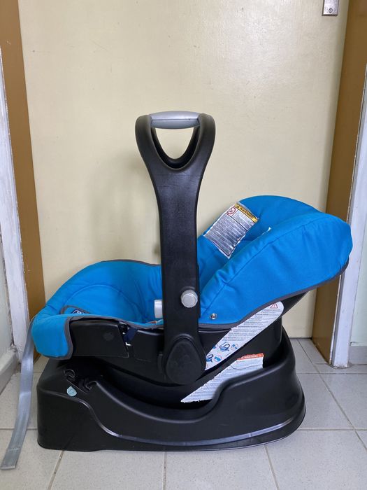 Бебешко  столче  за  кола  Chicco