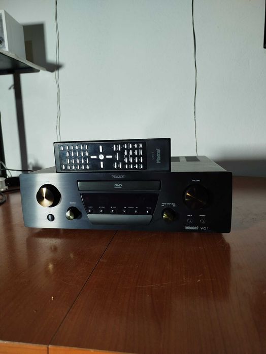 Virtual Surround Video Center MAGNAT model: VC1. impecabil. Germany!