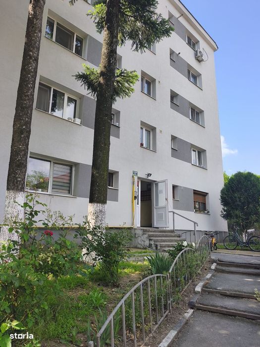 Apartament de 2 camere, parter, gata de utilizare