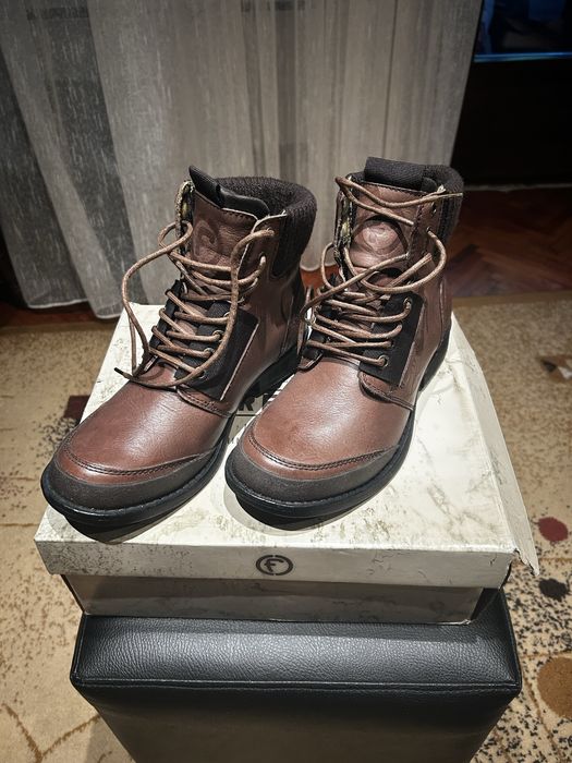 Ghete de piele Firetrap, noi