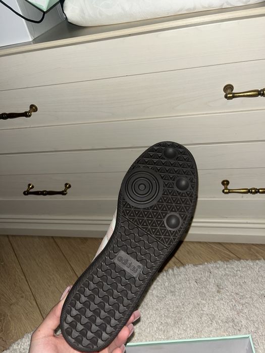 Adidas кроссовки