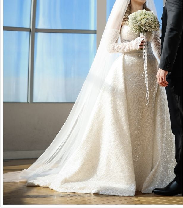 Rochie de mireasa cu trena detasabila