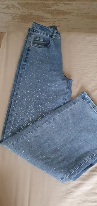 Blugi damă cu ștrasuri