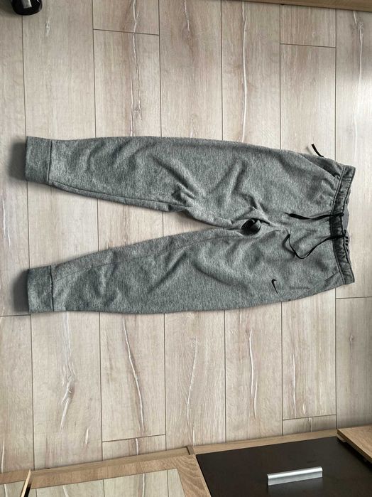 Найк Nike Therma Fit мъжко долнище долница размер М