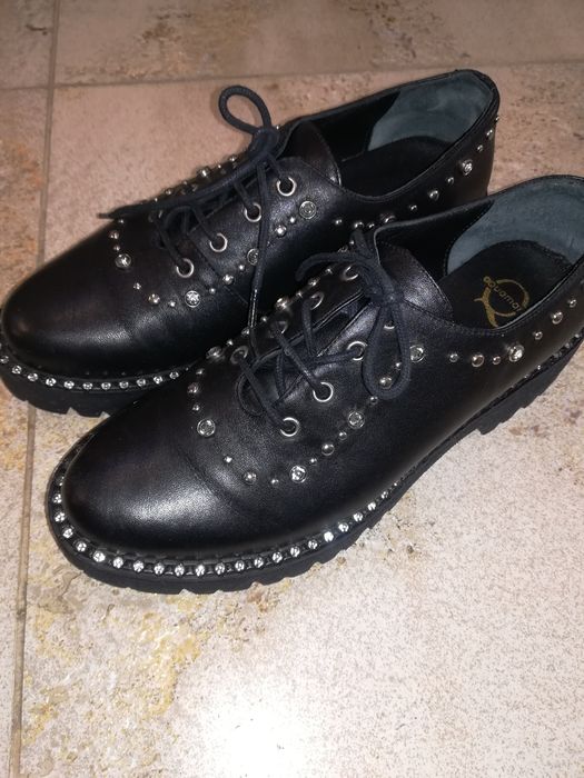 Ефектни обувки ест. кожа 37