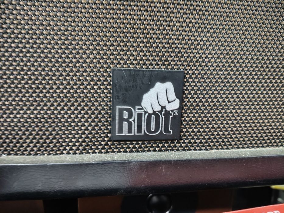 Amplificator chitara cu efecte