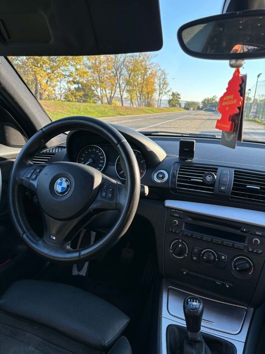 BMW Seria 1 118d – Pachet M