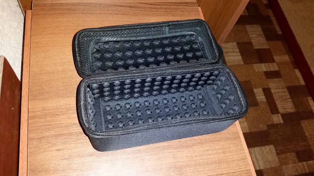 Чехол для портативной колонки