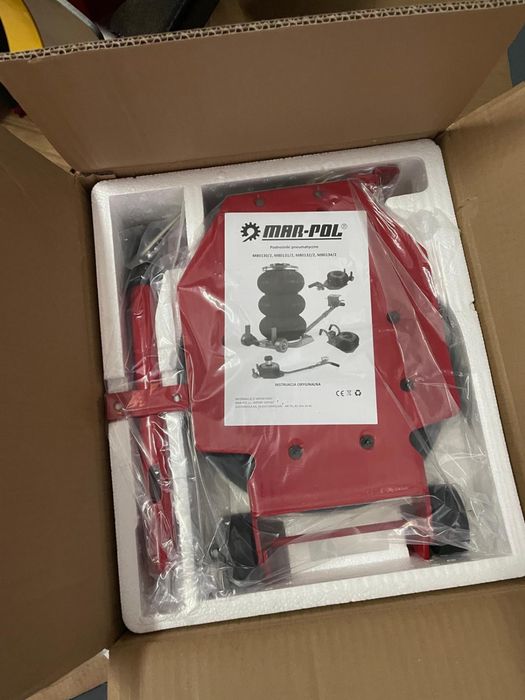 Cric pneumatic 3.5 tone cu 3 perne de aer | Mar-Pol - Oferta