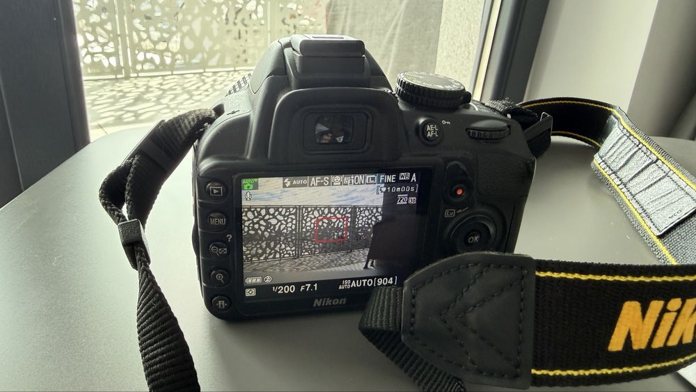 Aparat foto Nikon DSLR D3100