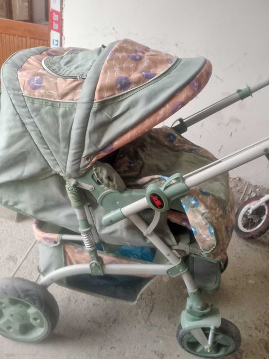 Kolyaskalar arzon narxda sotiladi