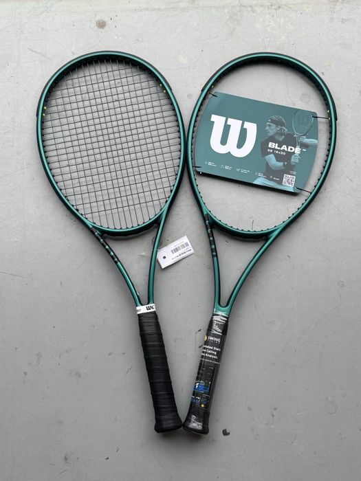 Rachete tenis Wilson Blade 98 și 98s (Modele Noi și Demo)