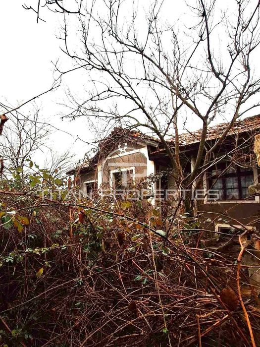 Едноетажна къща в Старосел