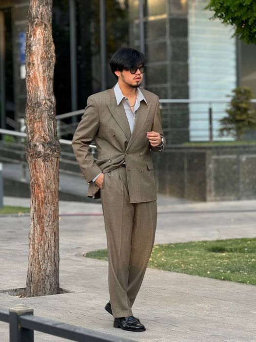 Kastyum shim erkaklar uchun