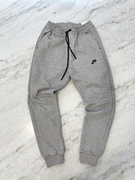 Trening Nike Tech Fleece Gri - Bumbac